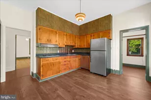724 Main St, Phoenixville, PA 19460 - Photo 13