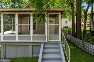 8 Jane St, Coatesville, PA 19320 - Photo 11