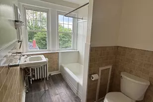 724 Main St, Phoenixville, PA 19460 - Photo 11