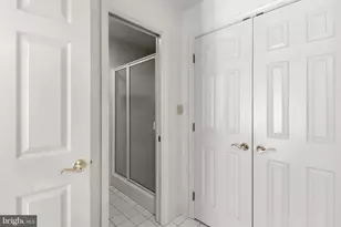 8 Parkside Dr, Elverson, PA 19520 - Photo 15