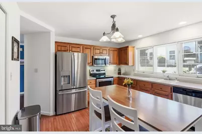 8 Parkside Drive, Elverson, PA 19520 - Photo 3