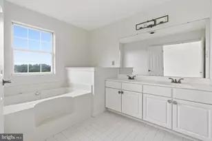 1400 Harbour Ridge Ln, Downingtown, PA 19335 - Photo 19