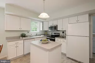 215 Elton Cir, West Chester, PA 19382 - Photo 13