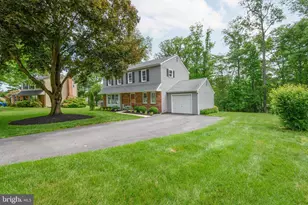 215 Elton Cir, West Chester, PA 19382 - Photo 3