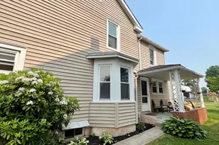 337 Bridge St, Spring City, PA 19475 - Photo 3