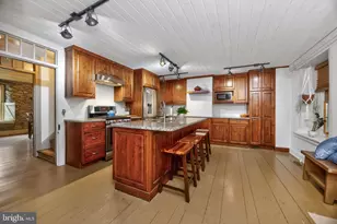 734 N Chester Rd, West Chester, PA 19380 - Photo 5