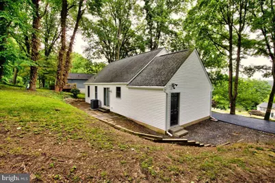 342 Sherry Lane, Coatesville, PA 19320 - Photo 5