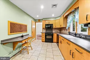 1219 Scott Dr, Coatesville, PA 19320 - Photo 7