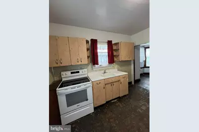 792 E Cedarville Road, Pottstown, PA 19465 - Photo 5