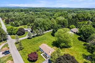 114 Westmoreland Dr, Coatesville, PA 19320 - Photo 17