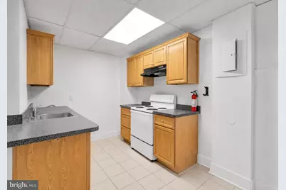 32 N 3rd Avenue, Coatesville, PA 19320 - Photo 31