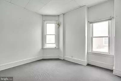 32 N 3rd Avenue, Coatesville, PA 19320 - Photo 25