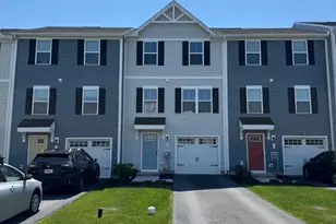 62 Rose Gln Ct, Coatesville, PA 19320 - Photo 1