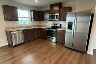 62 Rose Gln Ct, Coatesville, PA 19320 - Photo 5