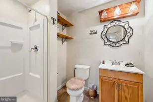 736 Meadowbrook Dr, Coatesville, PA 19320 - Photo 29