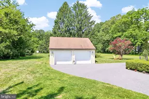 1 Spring Valley Rd, Malvern, PA 19355 - Photo 37