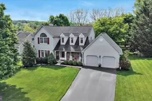 214 Mill Pond Dr, Exton, PA 19341 - Photo 3