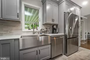 816 Spring City Rd, Phoenixville, PA 19460 - Photo 15