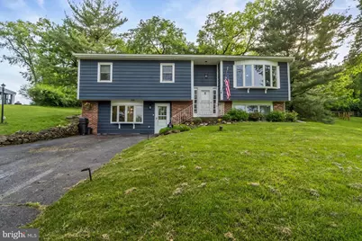 816 Spring City Road, Phoenixville, PA 19460 - Photo 1