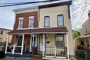 207 Chestnut St, Downingtown, PA 19335 - Photo 1