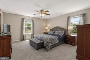 923 Chester Dr, Pottstown, PA 19465 - Photo 19