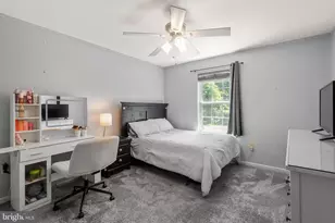923 Chester Dr, Pottstown, PA 19465 - Photo 23