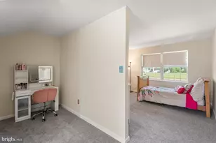 923 Chester Dr, Pottstown, PA 19465 - Photo 27