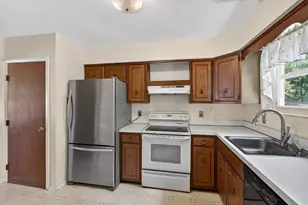 1155 Grandview Cir, Pottstown, PA 19465 - Photo 7