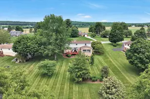 100 Lakeview Dr, Elverson, PA 19520 - Photo 43