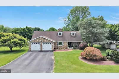 100 Lakeview Drive, Elverson, PA 19520 - Photo 5
