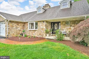 100 Lakeview Dr, Elverson, PA 19520 - Photo 7