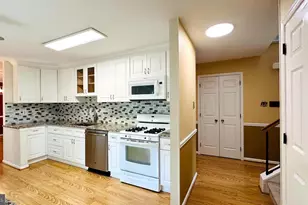 13 Painters Ln, Chesterbrook, PA 19087 - Photo 3