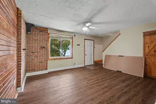 151 Roskeen Ct, Phoenixville, PA 19460 - Photo 5