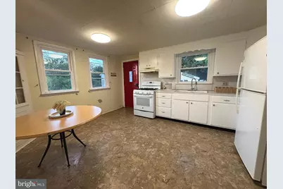 119 Pennsylvania Avenue, Coatesville, PA 19320 - Photo 5