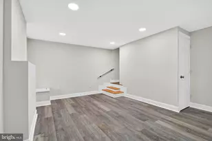 31 Emmett St, Phoenixville, PA 19460 - Photo 3