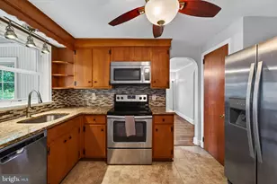 3025 Strasburg Rd, Coatesville, PA 19320 - Photo 13