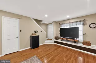 46 Rampart Dr, Chesterbrook, PA 19087 - Photo 3