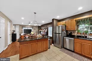 46 Rampart Dr, Chesterbrook, PA 19087 - Photo 7