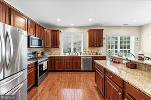 112 Petunia Dr, Kennett Square, PA 19348 - Photo 9