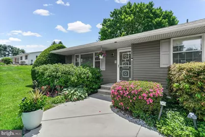 207 W Woodview Road, West Grove, PA 19390 - Photo 9