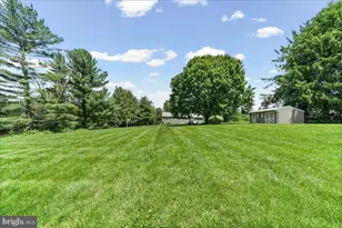 207 W Woodview Rd, West Grove, PA 19390 - Photo 5