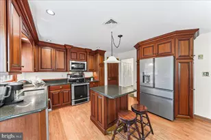207 W Woodview Rd, West Grove, PA 19390 - Photo 17