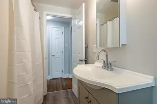 222 3rd Ave, Phoenixville, PA 19460 - Photo 25