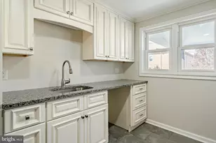 222 3rd Ave, Phoenixville, PA 19460 - Photo 3