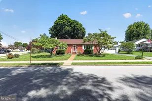 21 King St, Downingtown, PA 19335 - Photo 1