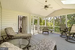 135 Magnolia Dr, Phoenixville, PA 19460 - Photo 23