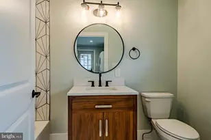 144 Gay St, Phoenixville, PA 19460 - Photo 61