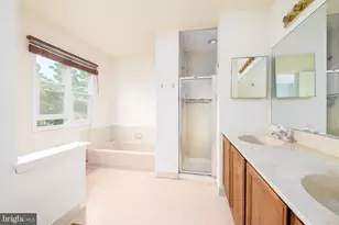 77 Bunker Hill Ct, Wayne, PA 19087 - Photo 11