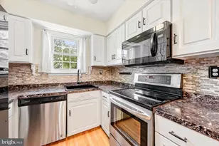 324 Carlyn Ct, Downingtown, PA 19335 - Photo 5