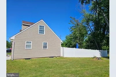 1420 E Harmony Street, Coatesville, PA 19320 - Photo 3